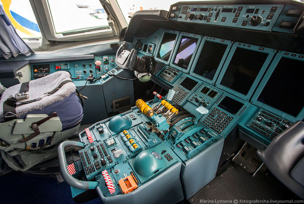 Воздушный грузовик Ан-70 Воздушный грузовик Ан-70