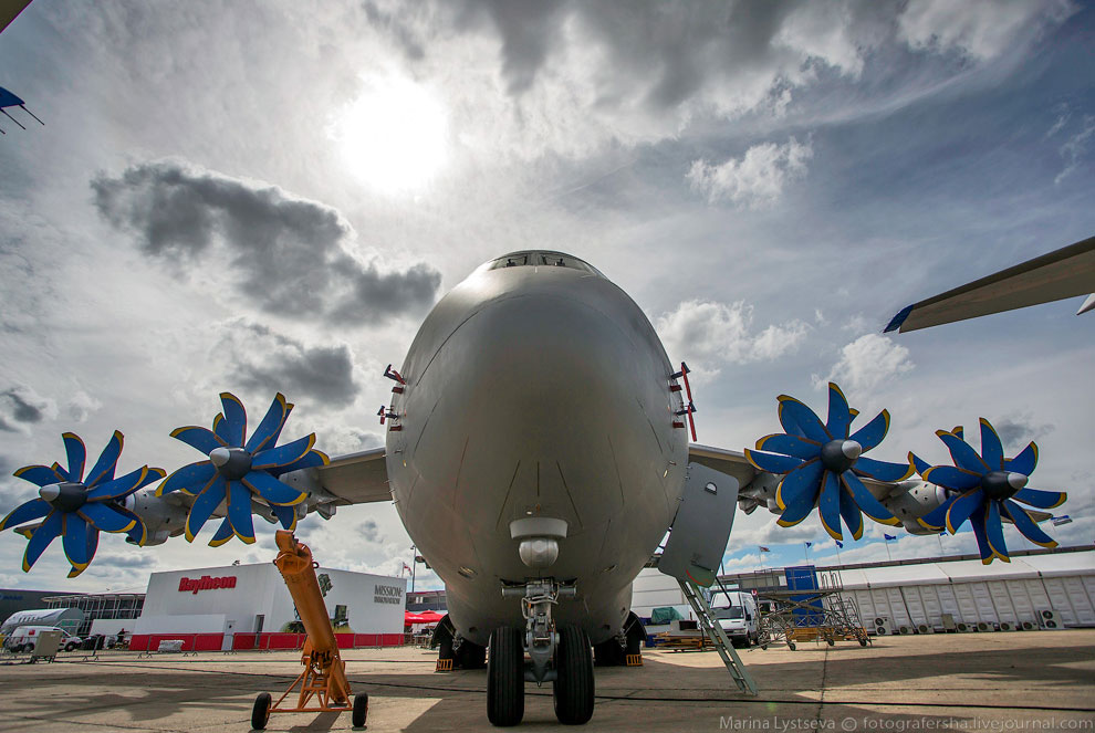 Воздушный грузовик Ан-70 Воздушный грузовик Ан-70