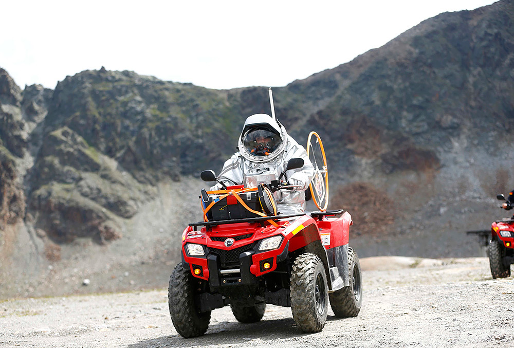 Подготовка к полету на Марс в Альпах