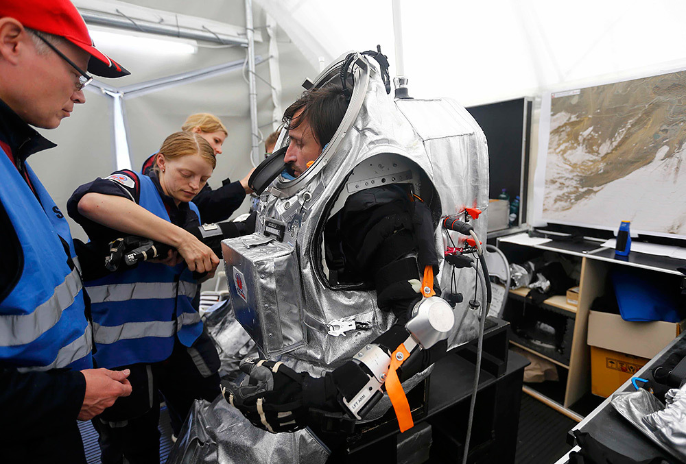 Подготовка к полету на Марс в Альпах