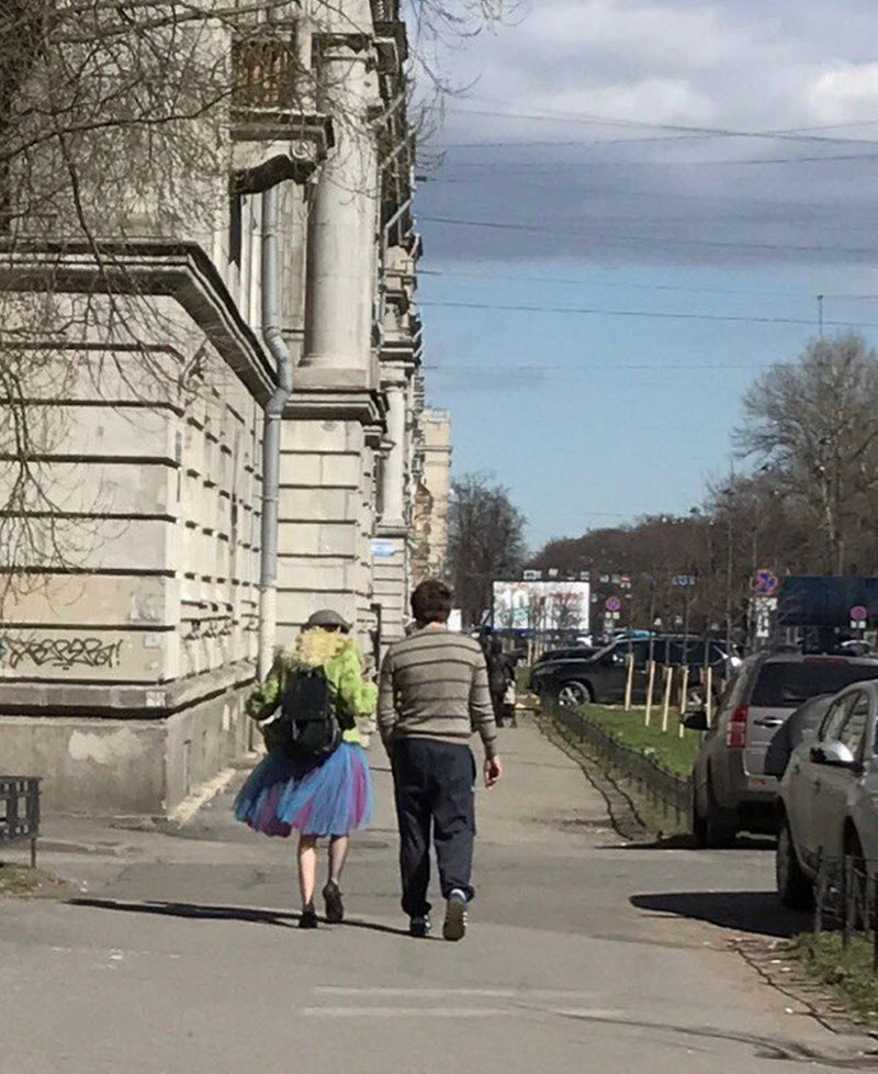 Модные персонажи на питерских улицах