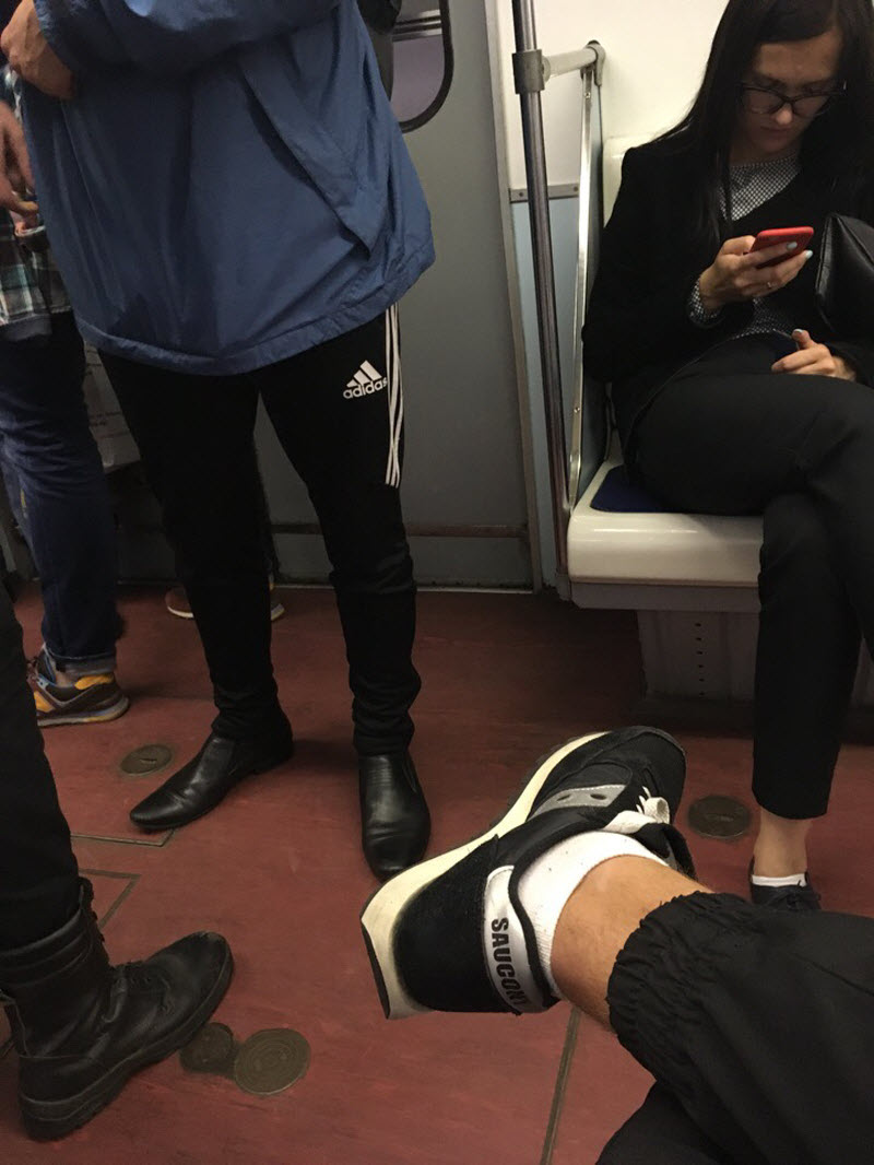 Модники из российского метрополитена
