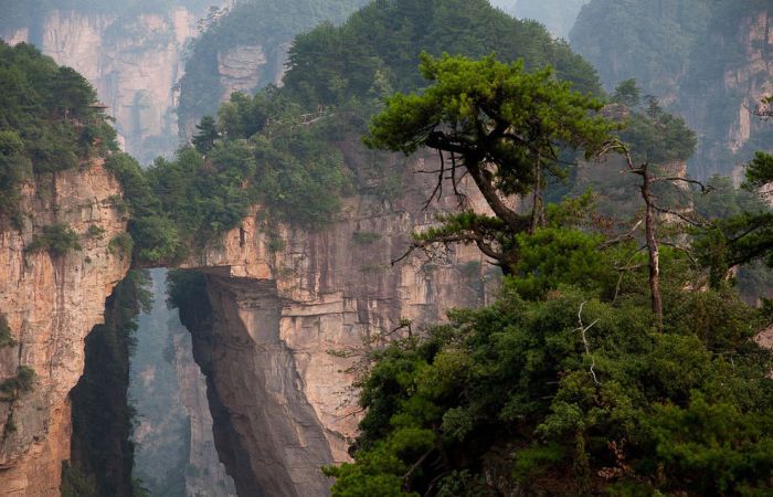 10 самых впечатляющих канатных дорог мира 10 самых впечатляющих канатных дорог мира