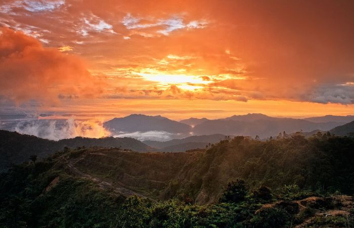 10 самых впечатляющих канатных дорог мира 10 самых впечатляющих канатных дорог мира