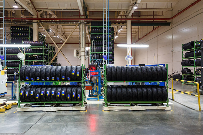 Michelin — как делают ошиповку на зимних шинах
