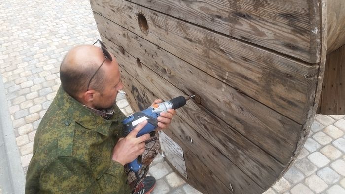 Вторая жизнь большой деревянной бобины
