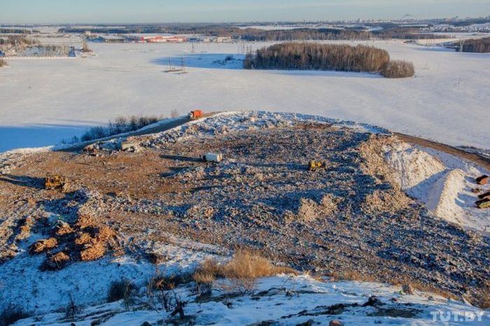 Как живут бомжи на городских свалках в зимнее время года