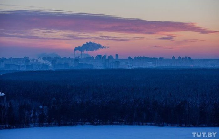 Как живут бомжи на городских свалках в зимнее время года
