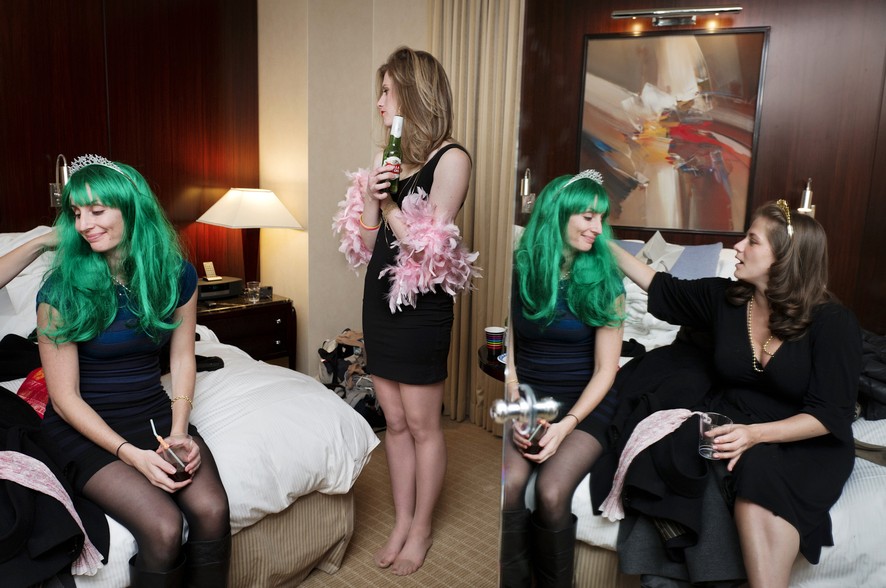 Проект Дины Литовски: «Между нами, девочками»