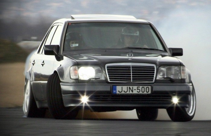 Мощнейшие автомобили невзрачного вида Мощнейшие автомобили невзрачного вида