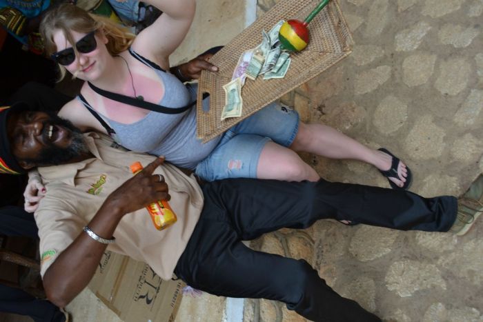 Если долго загорать под жарким солнцем (10 фото)