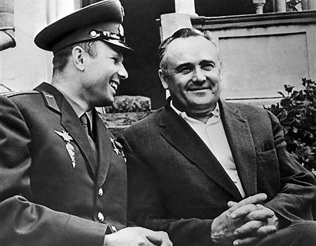Юрий Алексеевич Гагарин – первый космонавт