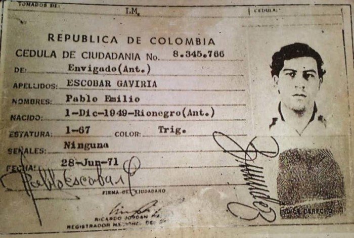 17 фотографий Пабло Эскобара, которые наиболее ярко рассказывают о его жизни