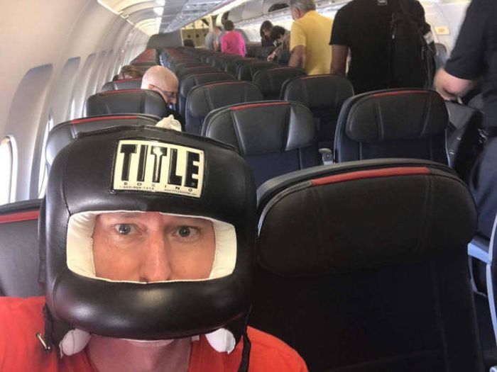 Последствия инцидента с применением силы в отношении пассажира авиакомпании United Airlines
