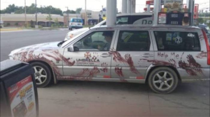 Странные автомобили на дорогах
