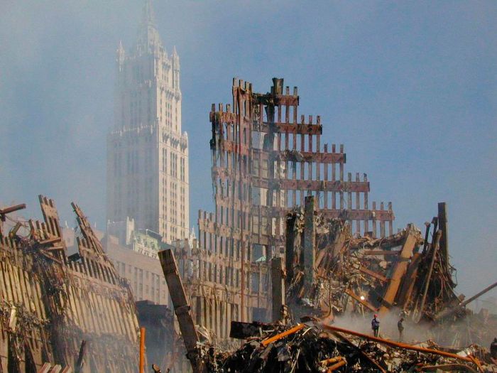 Теракт 911.  Самые страшные кадры событий