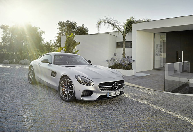 Новейший спорткар от Mercedes Новейший спорткар от Mercedes