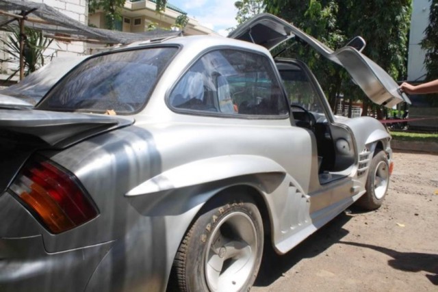 Самодельный Mercedes-Benz 300SL из старого купе W114