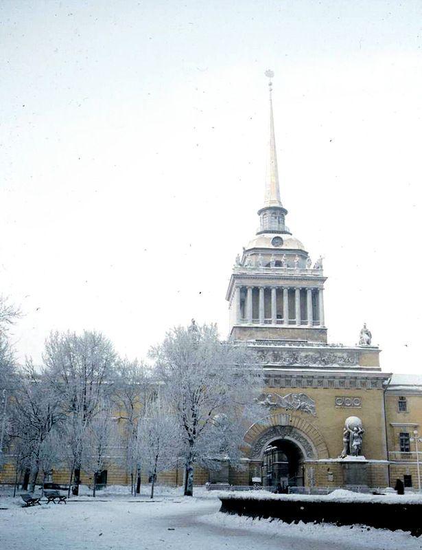 Ленинград 1955 года на цветных снимках