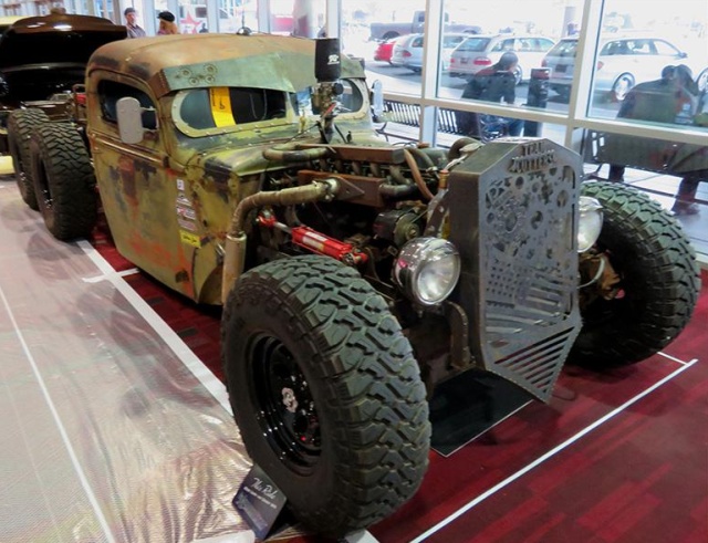 Самые крутые экспонаты автомобильного тюнинга с выставки SEMA Самые крутые экспонаты автомобильного тюнинга с выставки SEMA