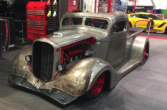 Самые крутые экспонаты автомобильного тюнинга с выставки SEMA