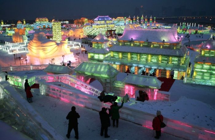 Фестиваль снега и льда в Харбине