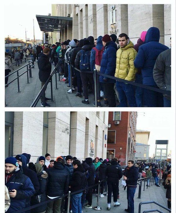 Очередь за кроссовками от Канье Уэста с ценником в 30 тысяч рублей
