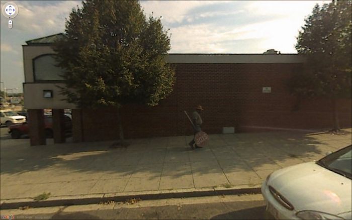 Странные фотографии с Google Street