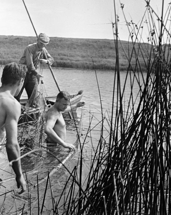Юрий Гагарин в кругу семьи и друзей