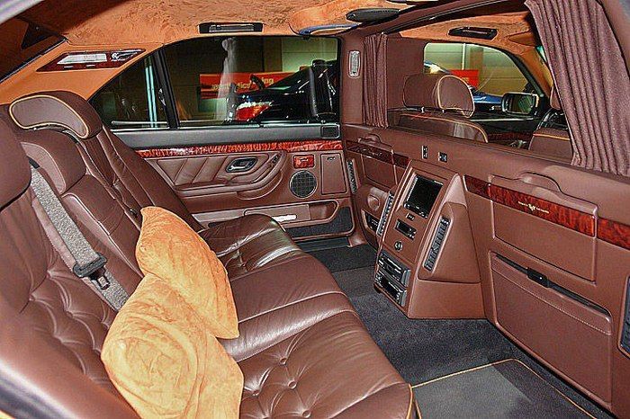 BMW 7-Series Long E38 от модельера Карла Лагерфельда