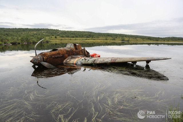 Легендарный штурмовик Ил-2 был поднят со дна озера Легендарный штурмовик Ил-2 был поднят со дна озера