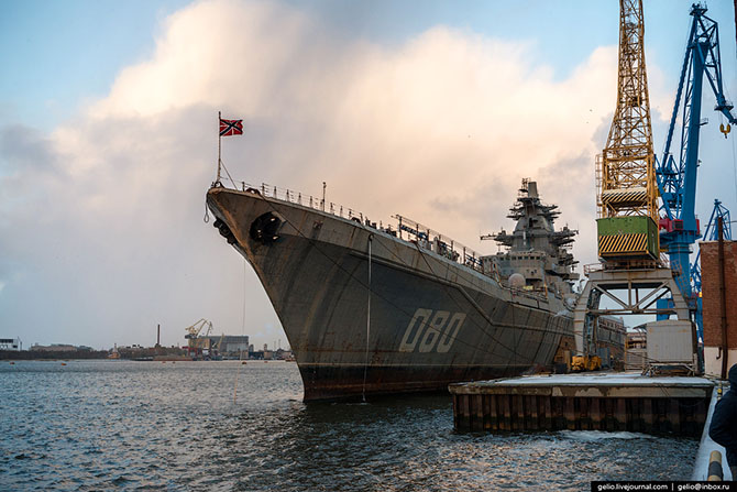 Завод «Севмаш» и город Архангельск Завод «Севмаш» и город Архангельск