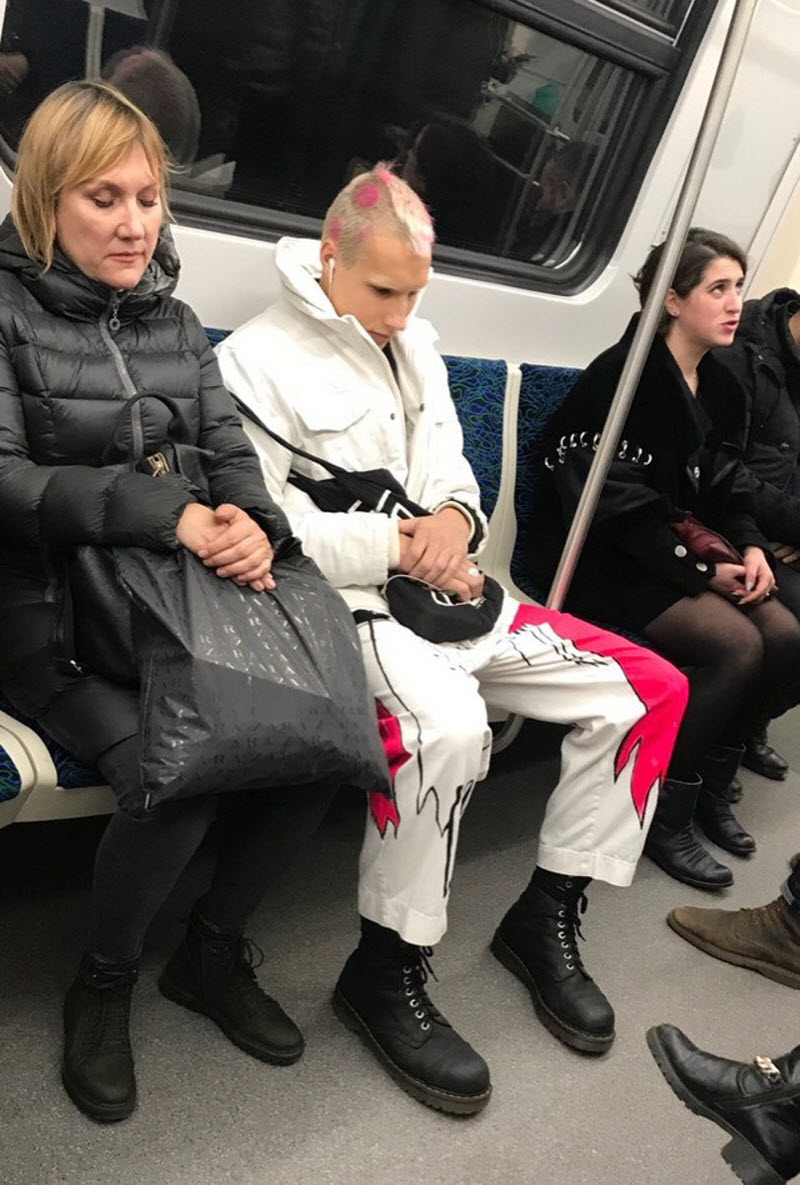 Модники из российского метрополитена