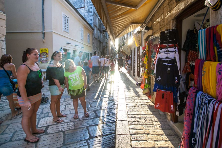 Почему никто не любит русских