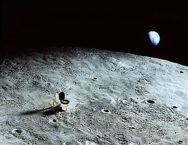 Немецкий фотограф высмеивает современное общество своими миниатюрами