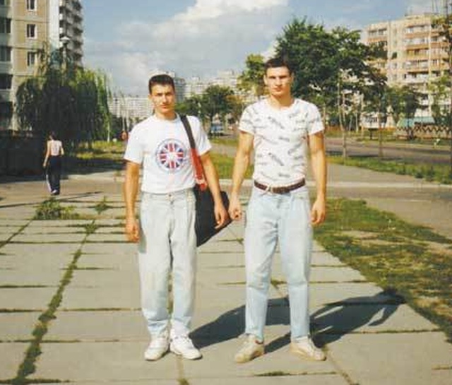 Фотографии известных людей в 90-е годы Фотографии известных людей в 90-е годы