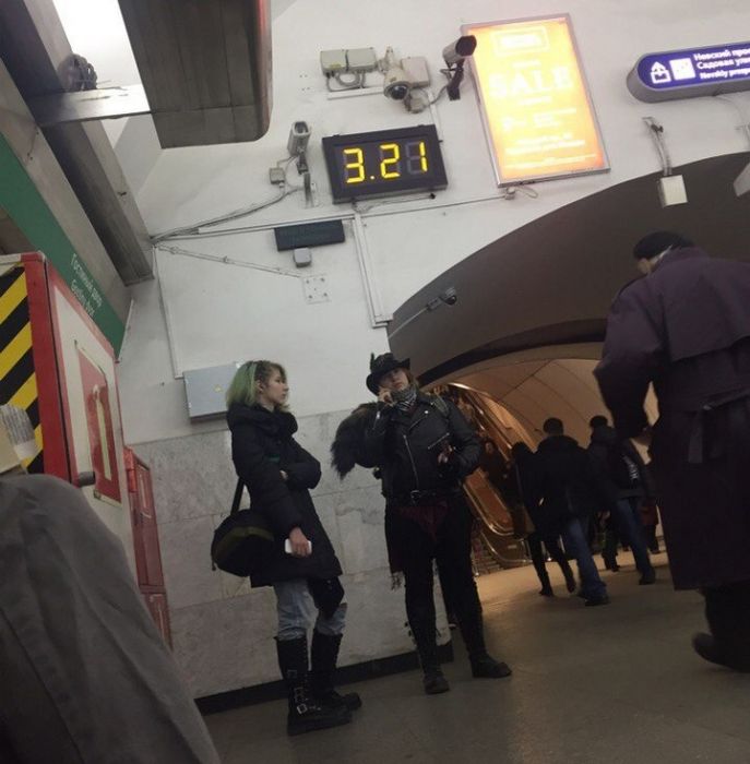 Модники из российского метрополитена