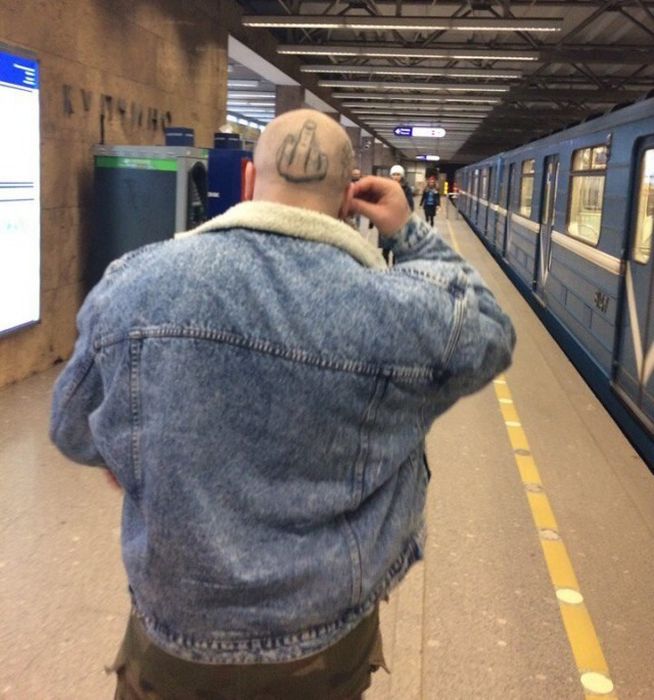 Модники из российского метро