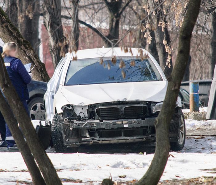В Москве неизвестные раскурочили автомобиль BMW