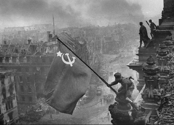 15 знаменитых снимков Великой Отечественной Войны