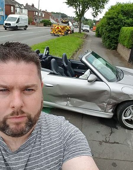 Британец спокойно отреагировал на разбитый эксклюзивный спорткар Porsche 911