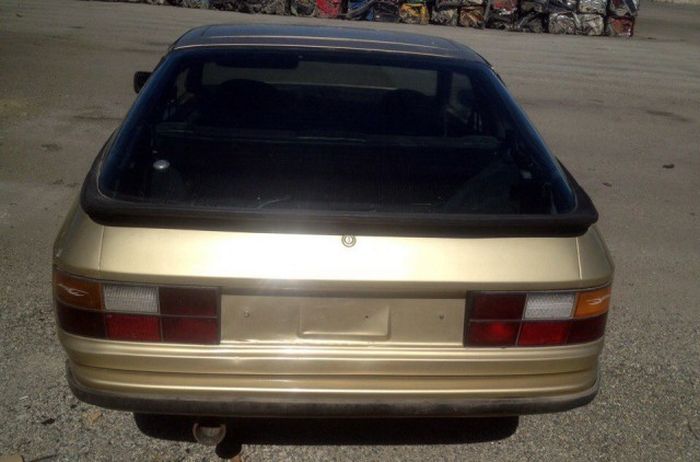 В Казахстане на утилизацию сдали Porsche 924 1985 года выпуска