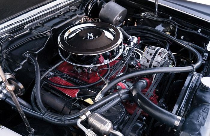 Винтажный итальянский автомобиль Carrozzeria Ghia продадут за 390 000 долларов