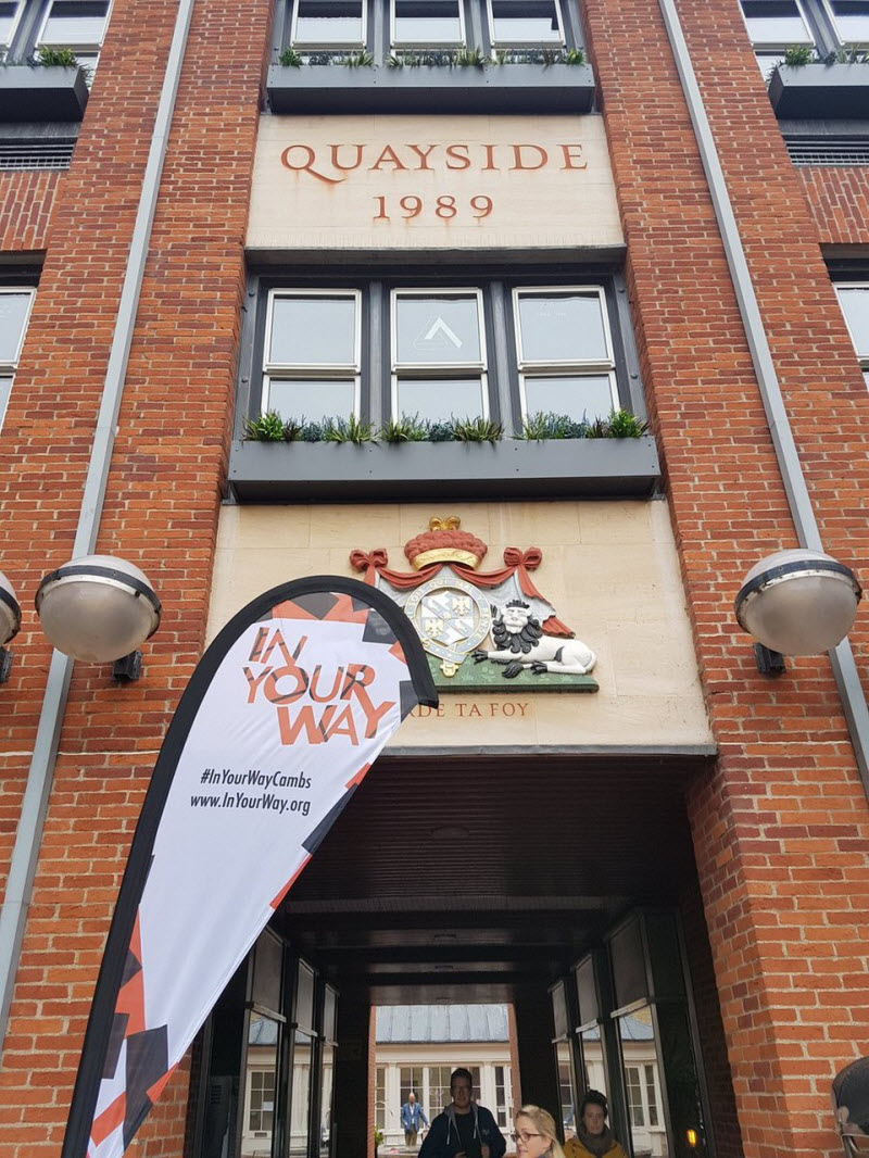 Художник оставила 100 000 монет в старом фонтане и через 24 часа они исчезли