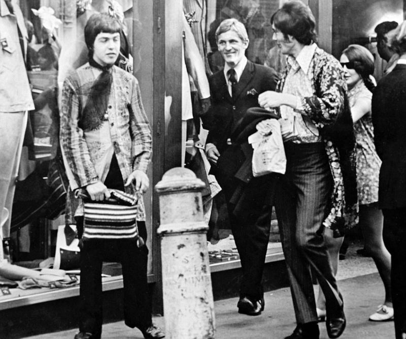 Свингующий Лондон 60-х с гологрудыми модницами