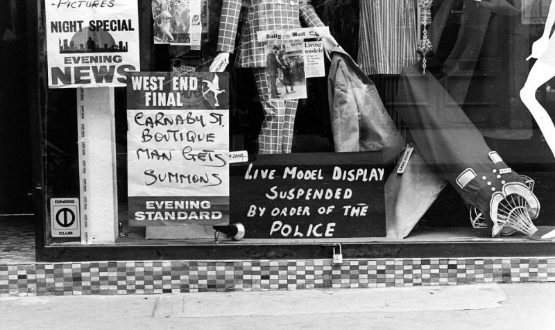 Свингующий Лондон 60-х с гологрудыми модницами