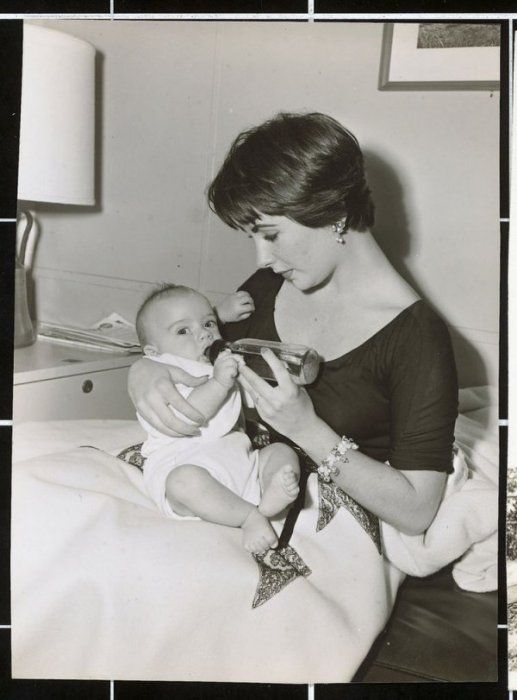 Фиолетовые глаза Элизабет Тейлор