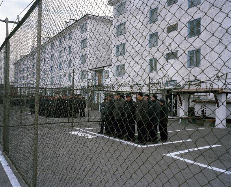 Жизнь малолетних заключенных в колониях Сибири
