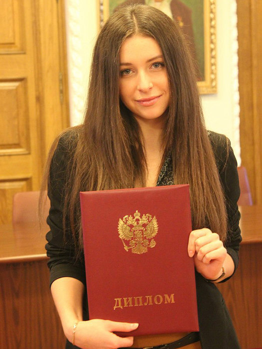 12 самых умных актрис взрослого кино