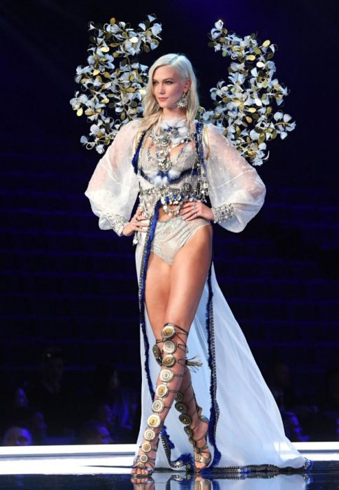 Модный показ Victoria's Secret в Шанхае